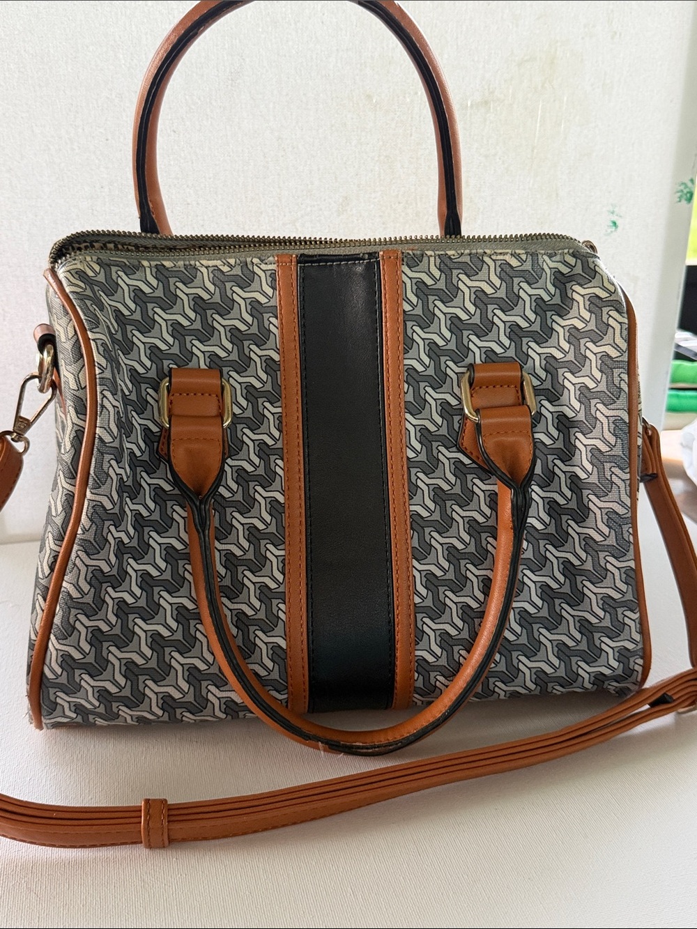 Geometric Pattern Satchel Handbag in Brown and Black